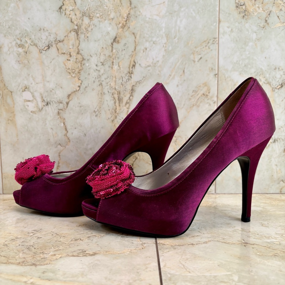 Alfani Women’s Satin Rose Heels - Size 7